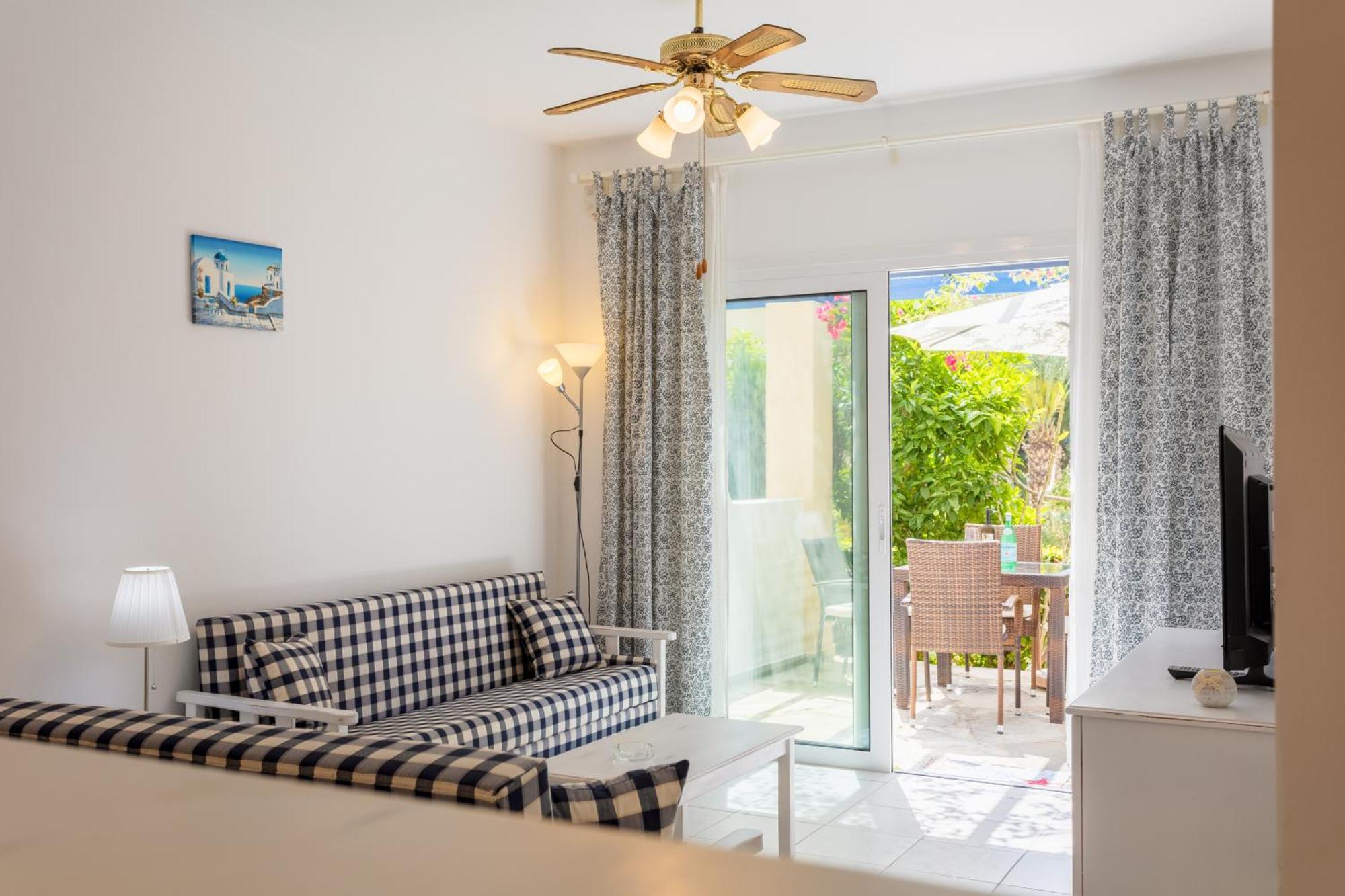 Regina Gardens Lovely Apartment Paphos Luaran gambar