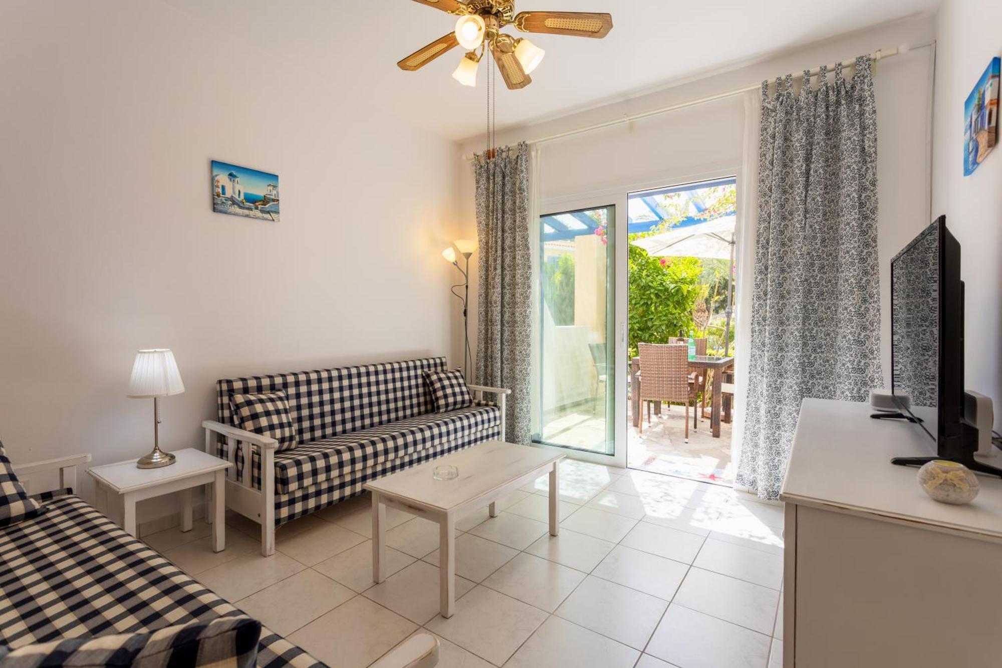 Regina Gardens Lovely Apartment Paphos Luaran gambar