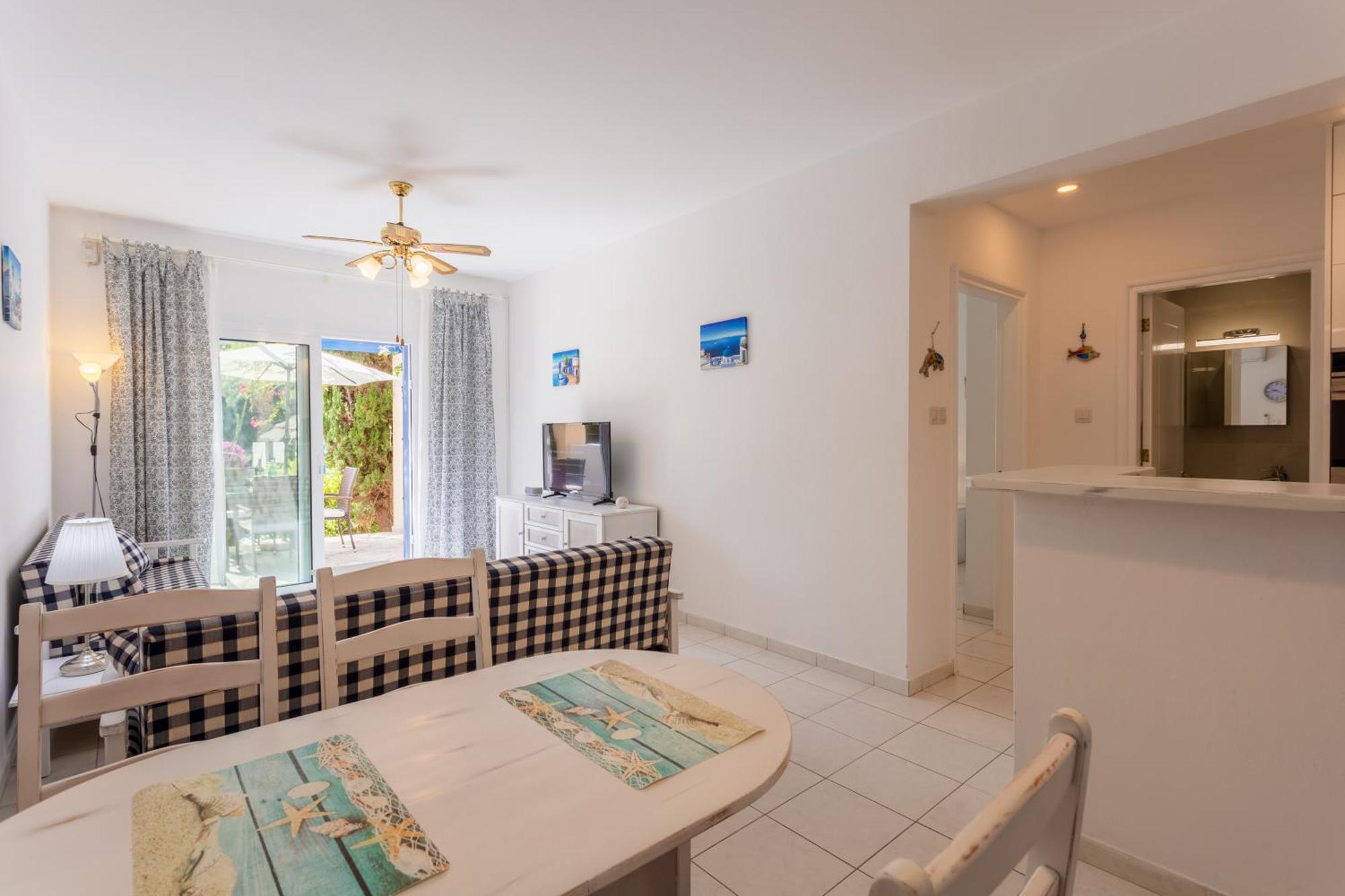 Regina Gardens Lovely Apartment Paphos Luaran gambar