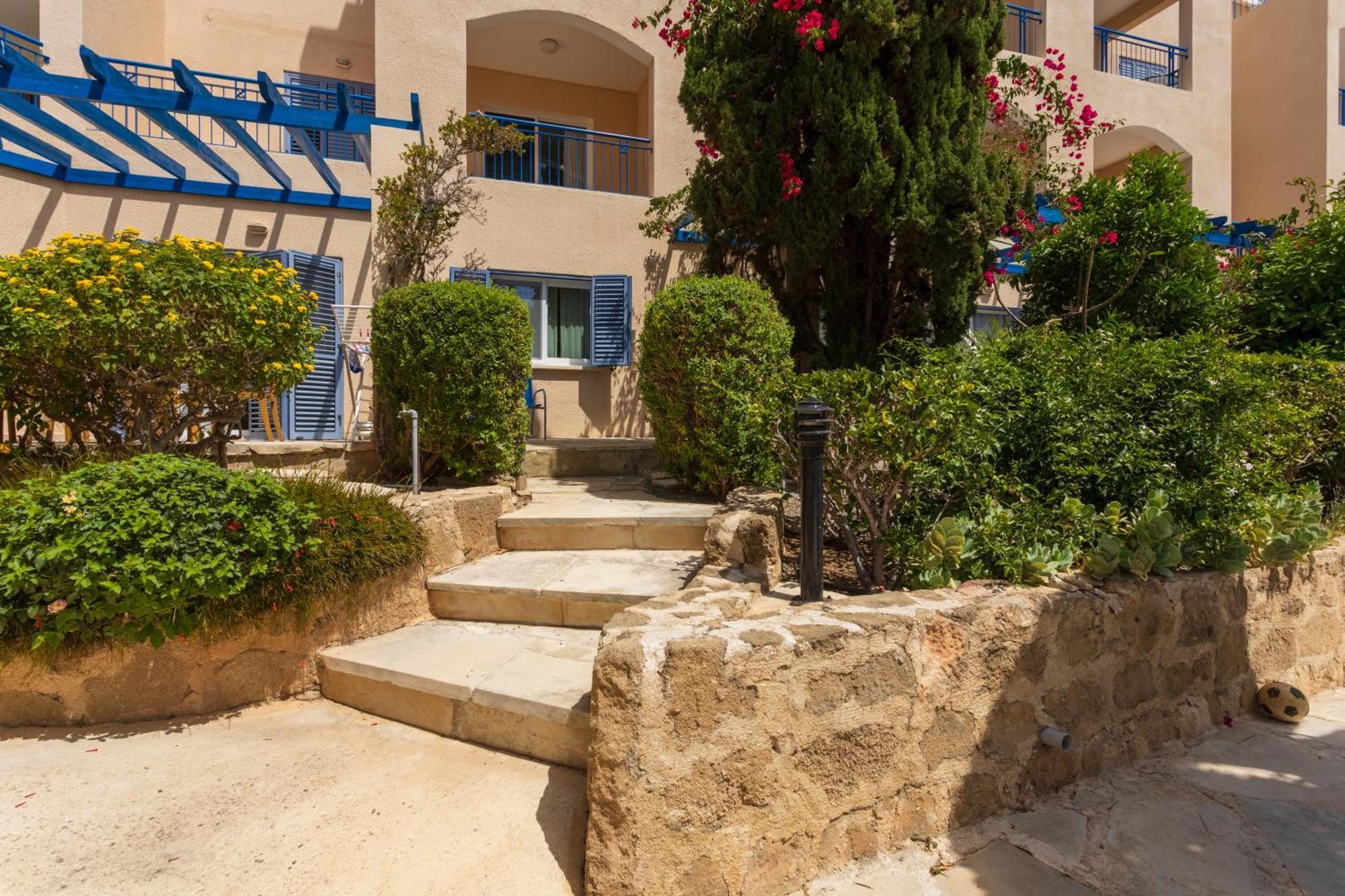 Regina Gardens Lovely Apartment Paphos Luaran gambar
